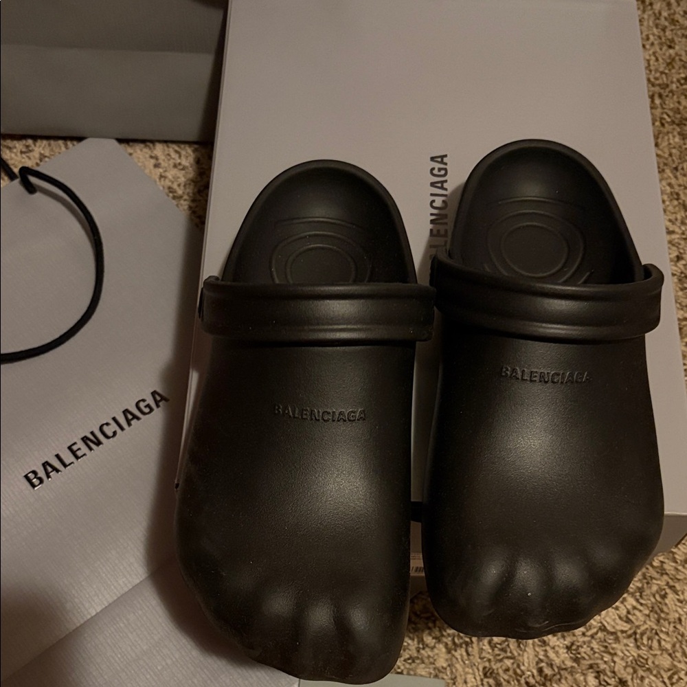 Balenciaga Sunday Molded Eva - Balenciaga Croc style 39 women’s